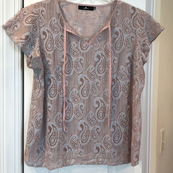 AGNES ORINDA open lace/paisley print top with tie - Picture 1 of 6